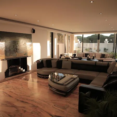 Gaulthier Villa Marbellac